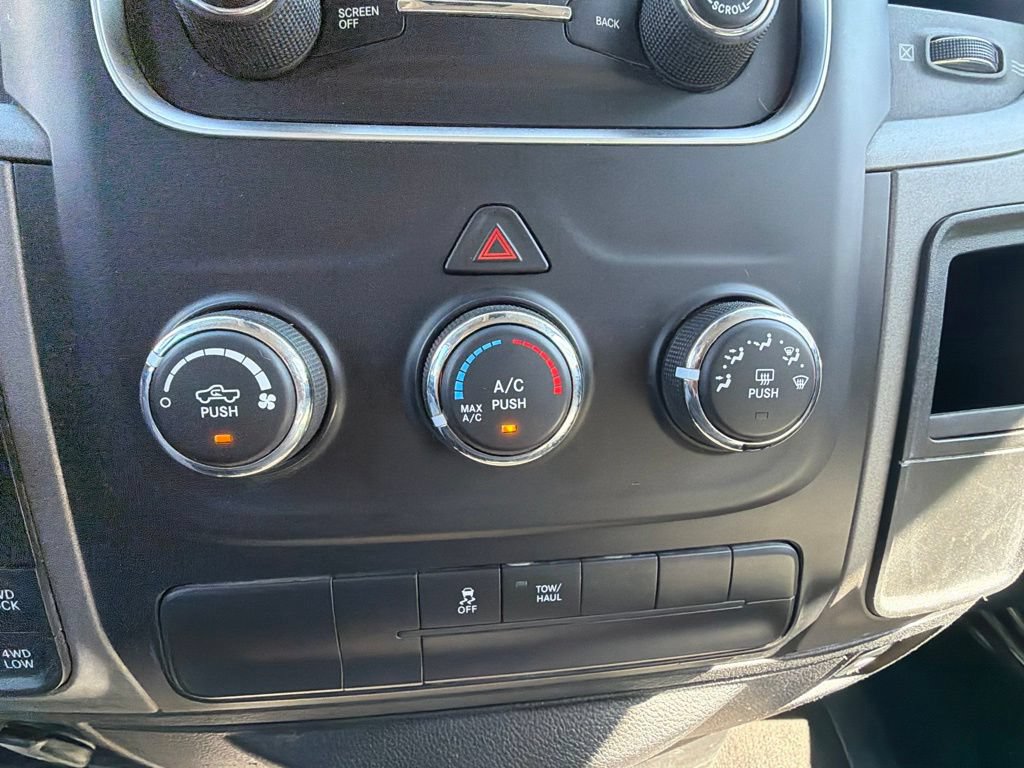 Used 2017 RAM 1500 Express w/ Express Value Package AWD/4WD image 16