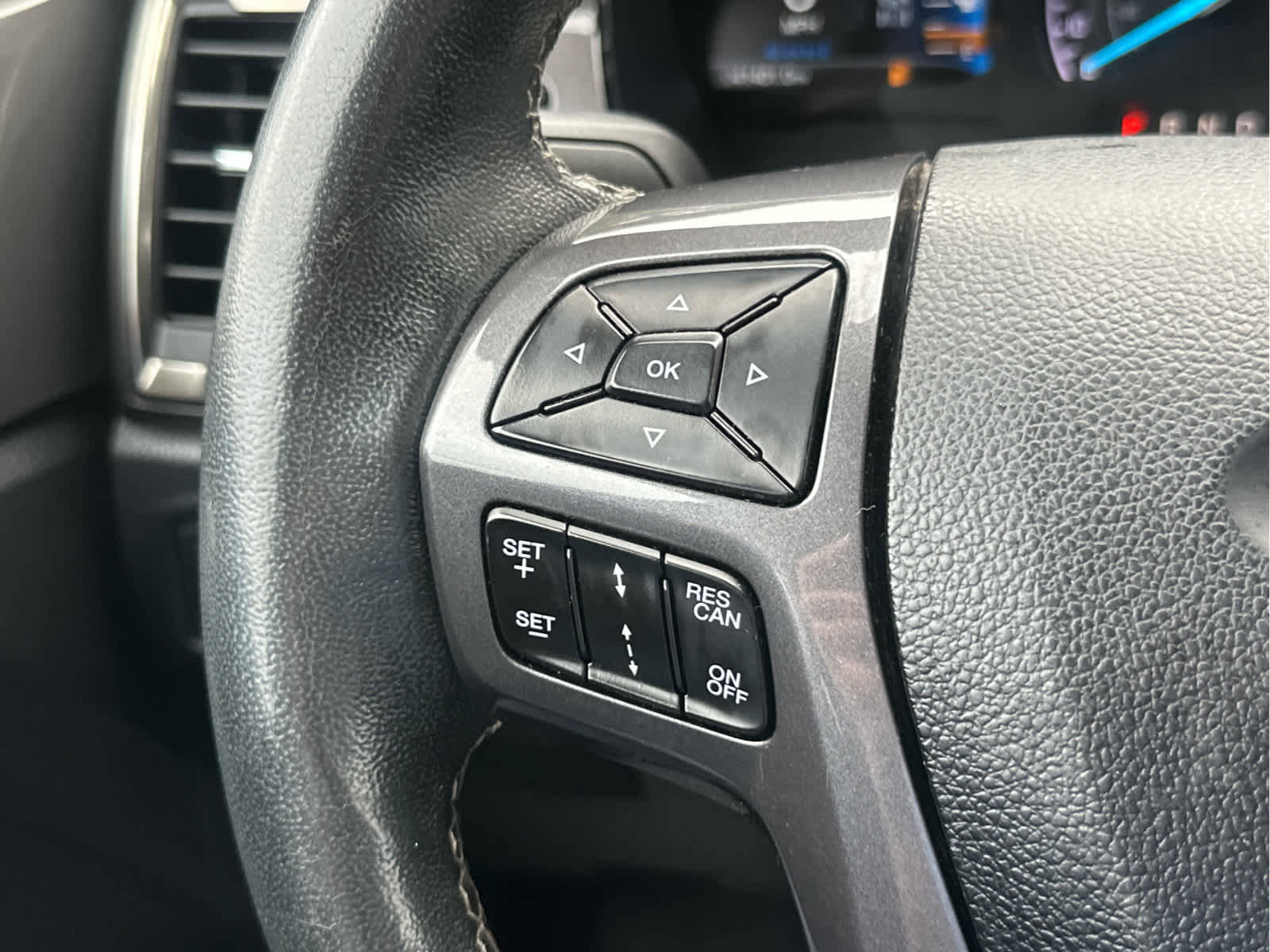 Used 2019 Ford Ranger Lariat w/ Equipment Group 501A Mid AWD/4WD image 30