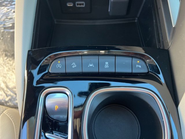 Used 2023 Buick Envision Preferred image 26