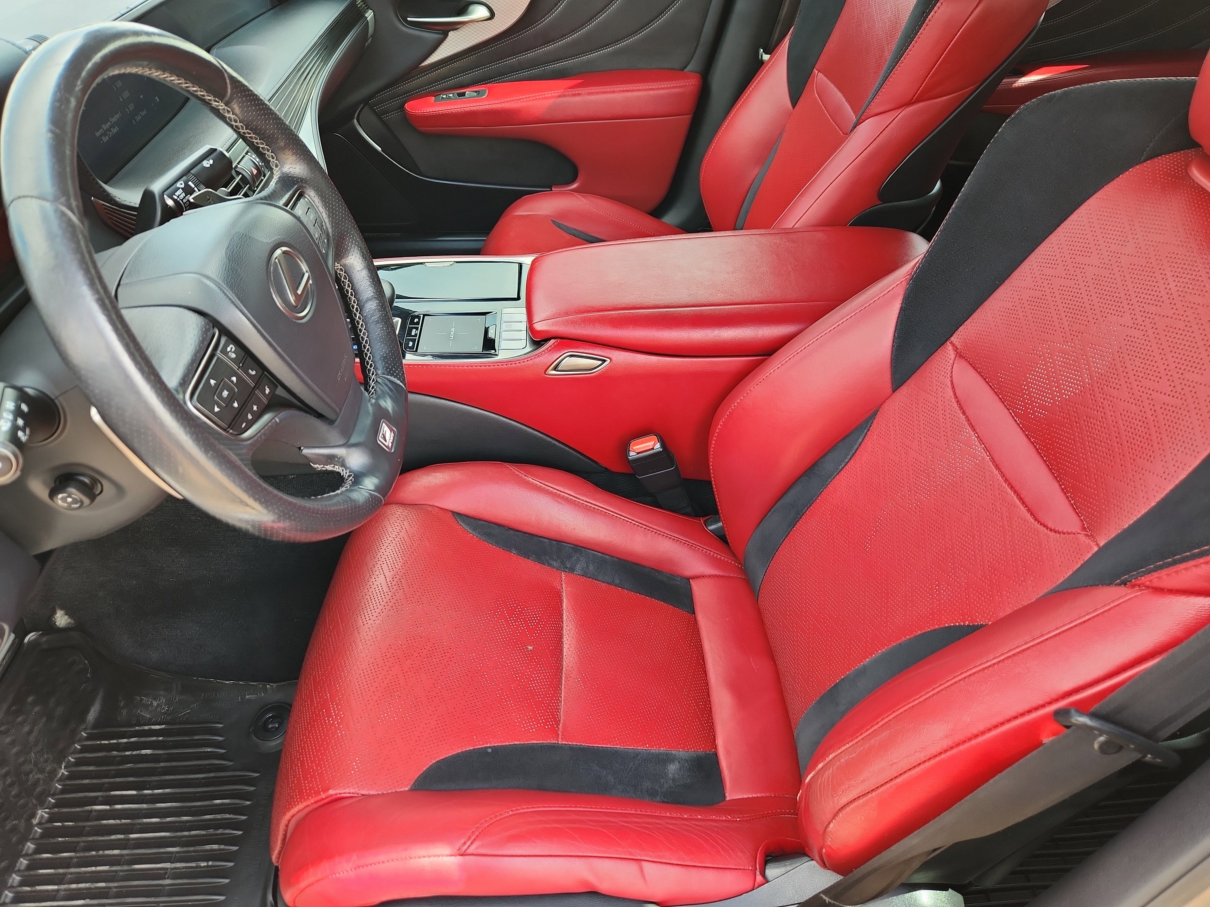 Used 2018 Lexus LS 500 F Sport w/ Accessory Package (Z2) AWD/4WD image 8