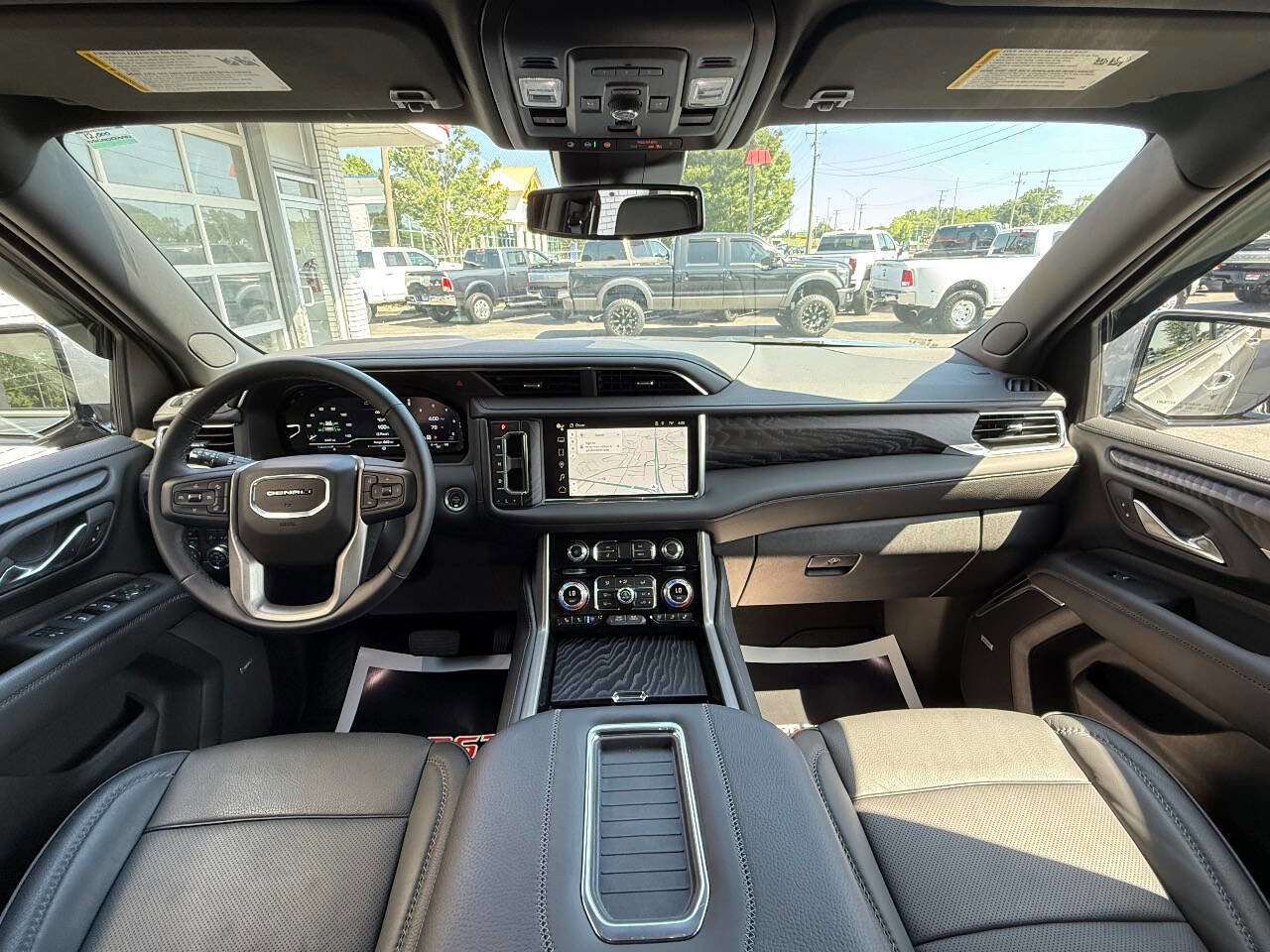 Used 2024 GMC Yukon Denali w/ Max Trailering Package image 33