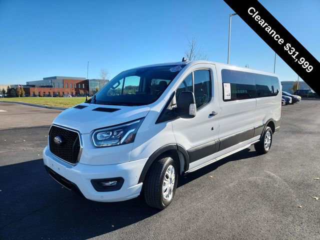 Used 2023 Ford Transit 350 XLT image 4