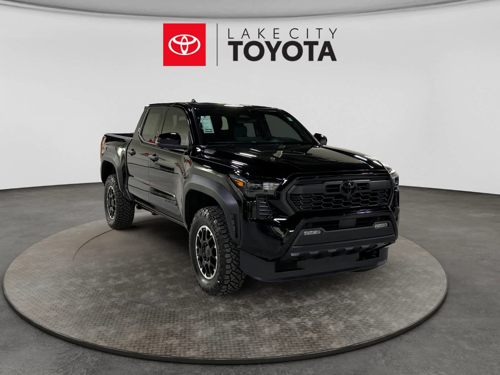 Used 2026 Toyota Tacoma TRD Off-Road w/ TRD Off Road Premium Package AWD/4WD image 13