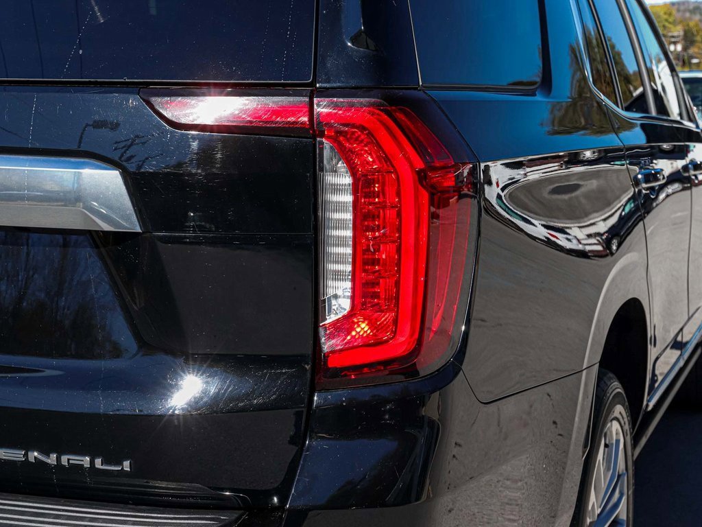 Used 2022 GMC Yukon Denali image 43