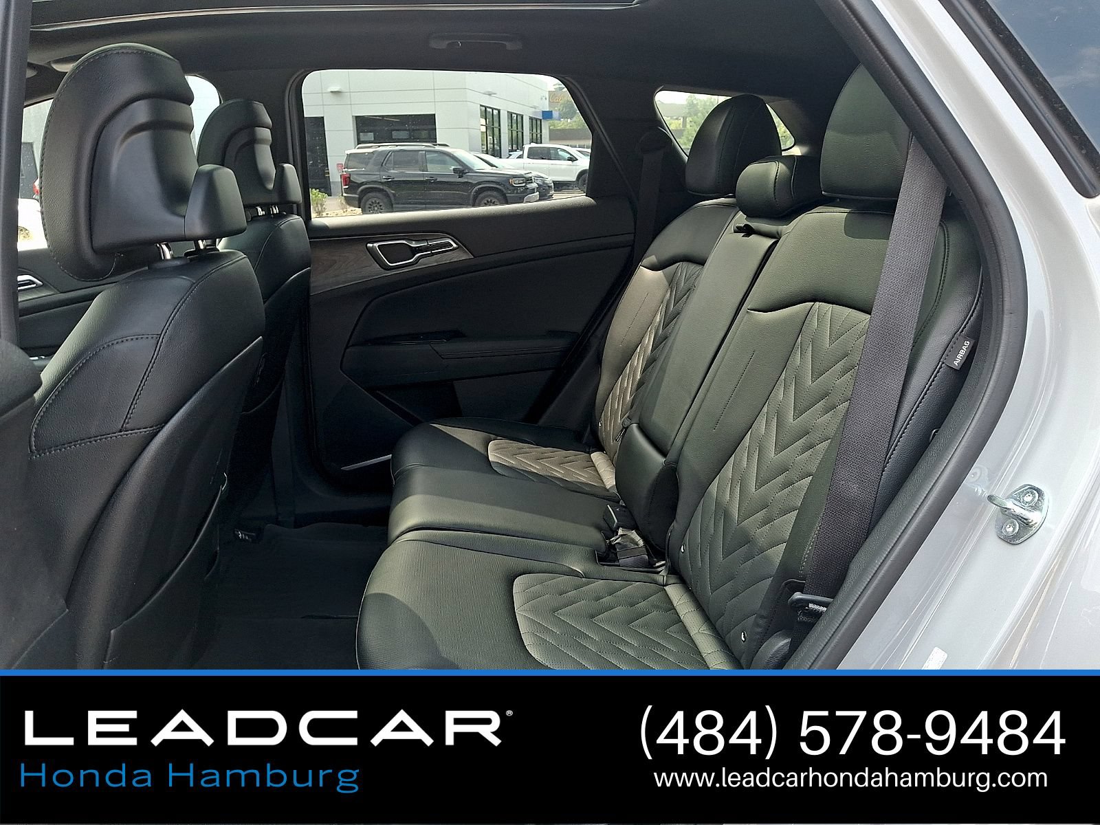Used 2025 Kia Sportage X-Line w/ Premium Package AWD/4WD image 11