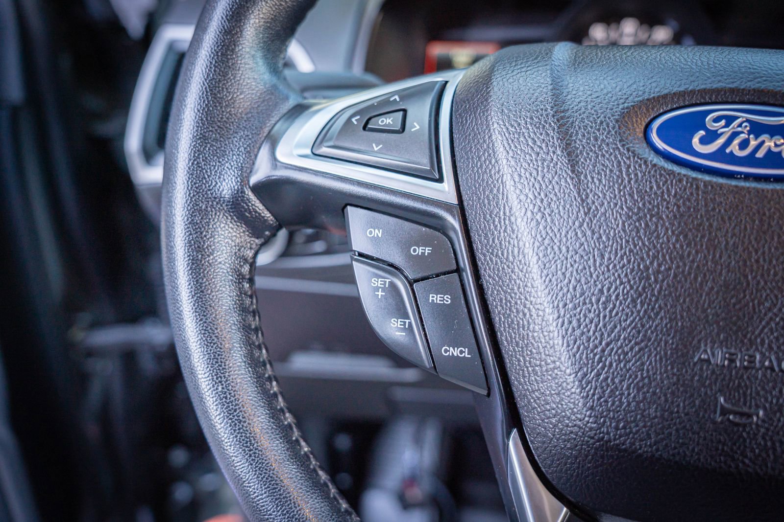 Used 2023 Ford Edge SEL AWD/4WD image 15