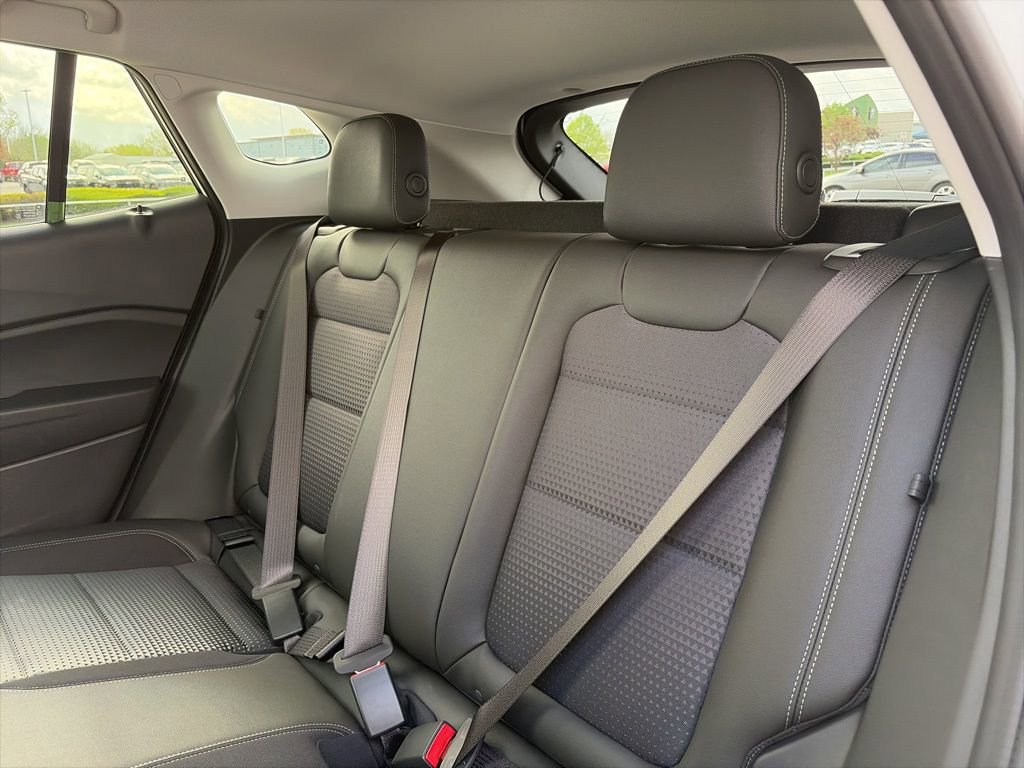 New 2026 Chevrolet Trax LT FWD image 36