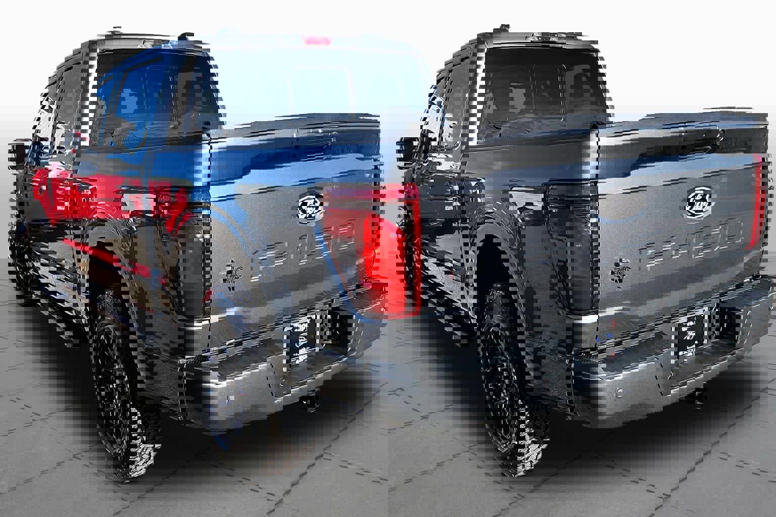 Used 2025 Ford F150 XLT w/ Equipment Group 302A MID image 12