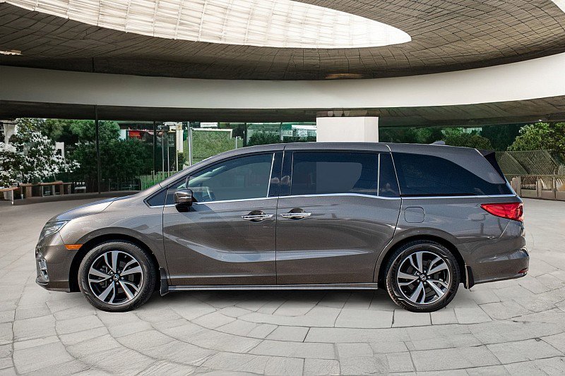 Used 2020 Honda Odyssey Elite image 4