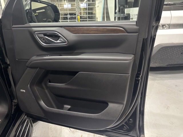 Used 2024 Chevrolet Suburban High Country w/ Max Trailering Package image 39