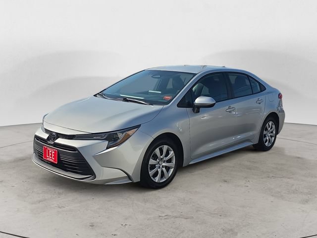 Used 2024 Toyota Corolla LE FWD image 1