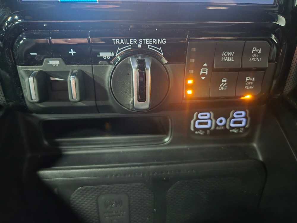 Used 2023 RAM 1500 Limited image 22