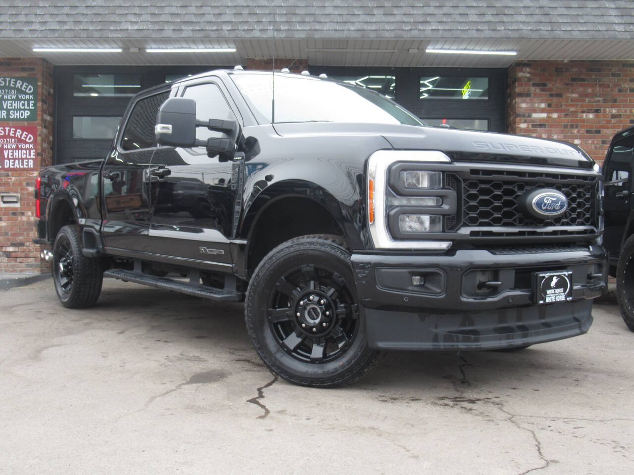 Used 2023 Ford F250 Lariat w/ Lariat Ultimate Package