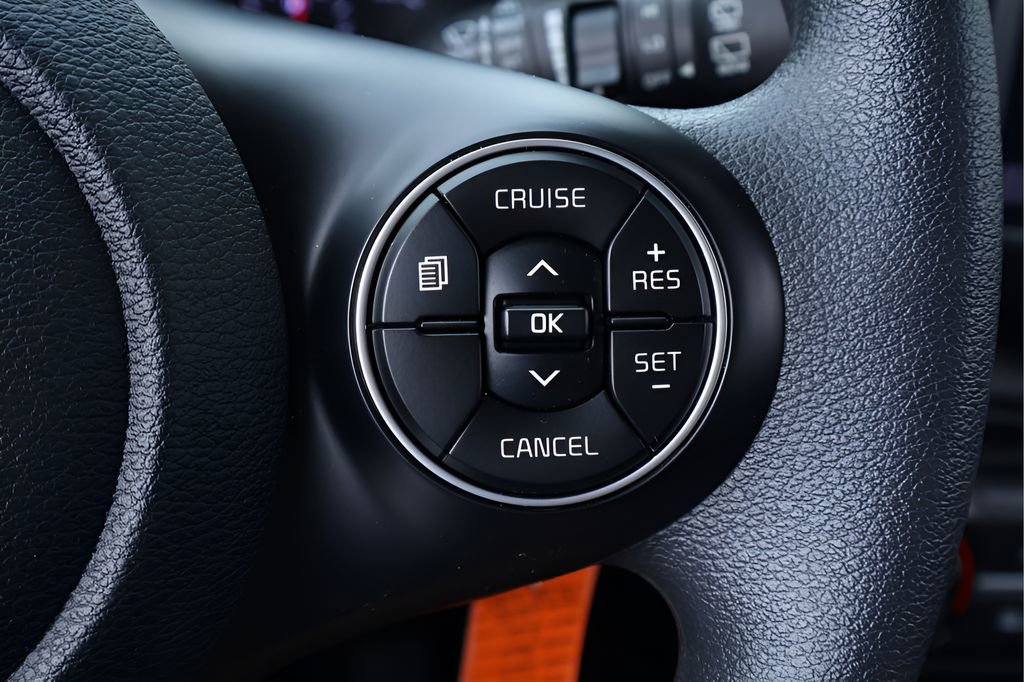 Used 2022 Kia Soul LX image 21