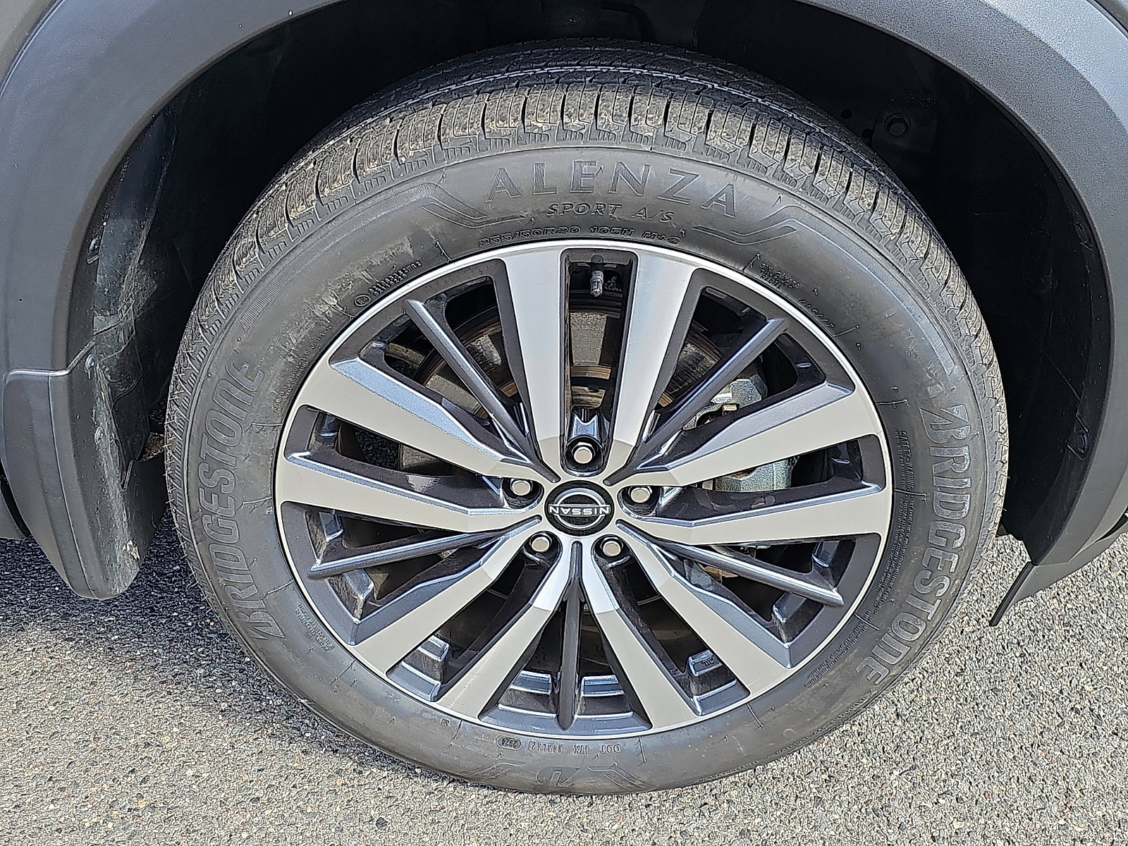 Certified 2022 Nissan Pathfinder Platinum w/ Lighting Package (N93) image 8