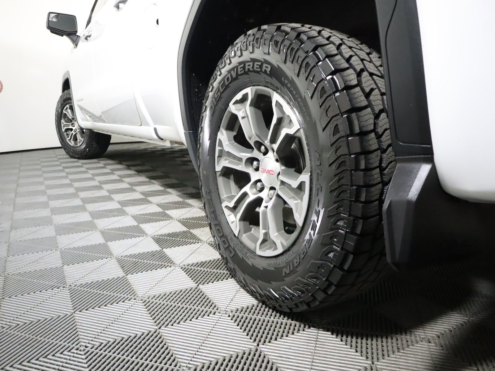Used 2021 GMC Sierra 1500 SLT w/ Max Trailering Package image 15