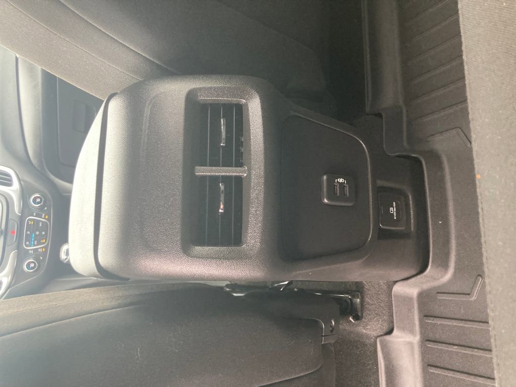Used 2019 Chevrolet Equinox LT image 26
