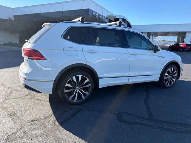 Used 2021 Volkswagen Tiguan SEL Premium R-Line w/ 3rd Row Seat Package AWD/4WD image 4
