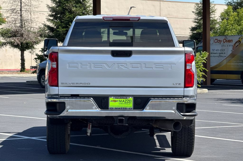 Used 2022 Chevrolet Silverado 2500 LTZ w/ LTZ Plus Package AWD/4WD image 12