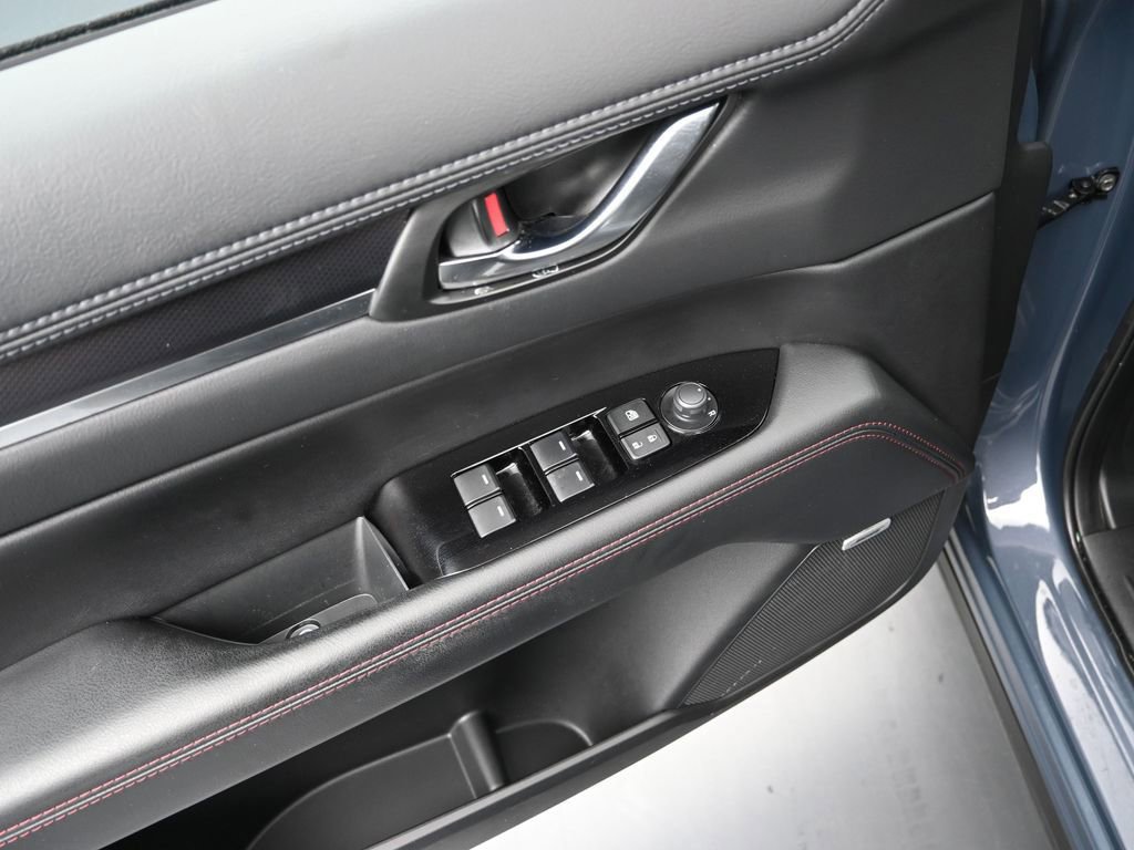 Used 2024 MAZDA CX-5 Carbon Edition AWD/4WD image 16