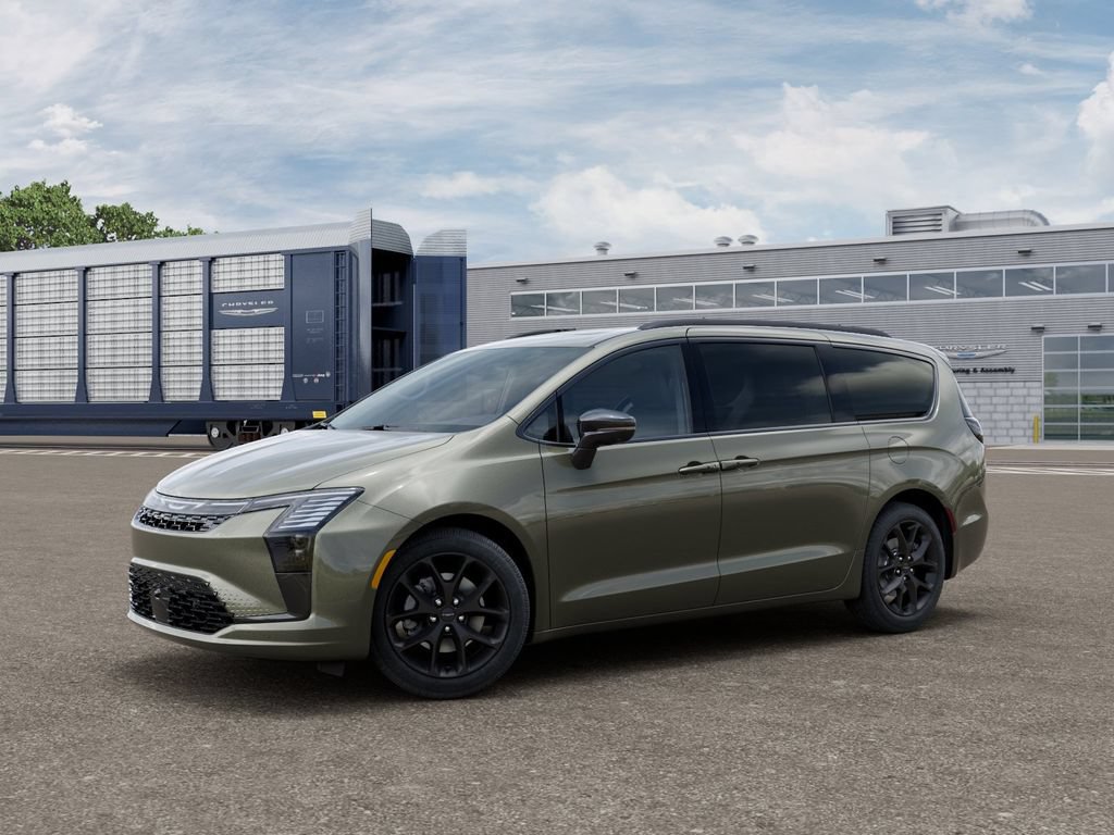 New 2027 Chrysler Pacifica Limited AWD/4WD image 3