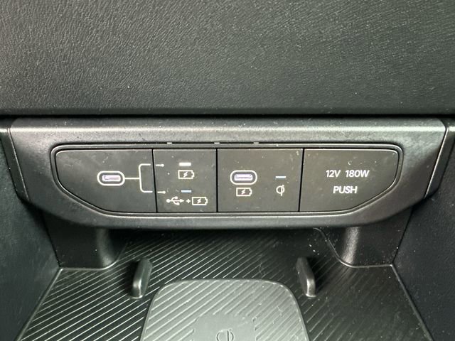 Used 2025 Kia K4 EX image 41
