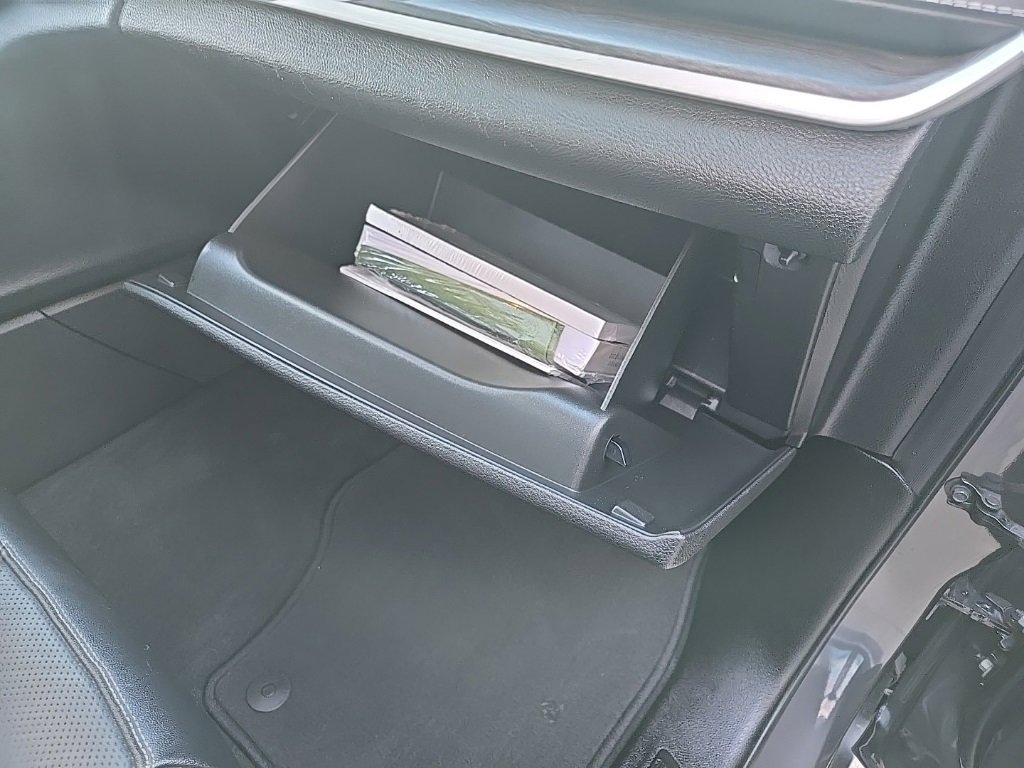 Used 2022 Jeep Grand Cherokee Limited 4xe w/ Luxury Tech Group II image 85