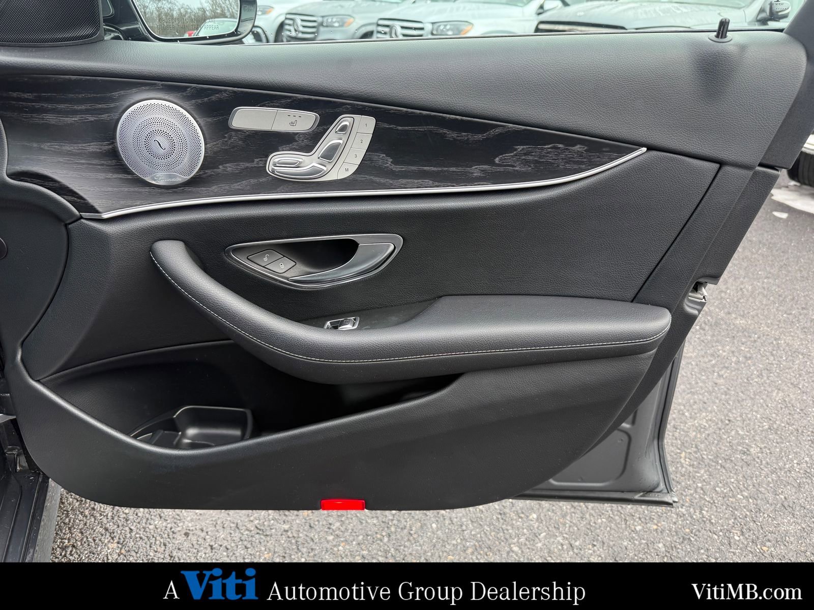 Used 2018 Mercedes-Benz E 300 4MATIC image 28