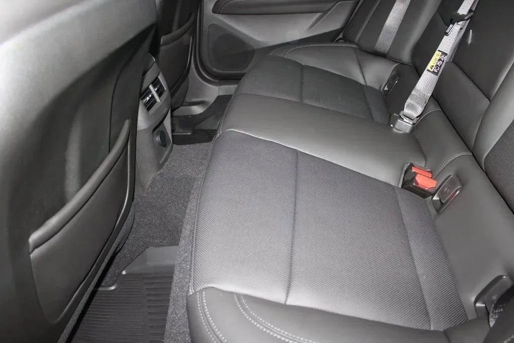 New 2026 Cadillac CT4 Premium Luxury AWD/4WD image 25