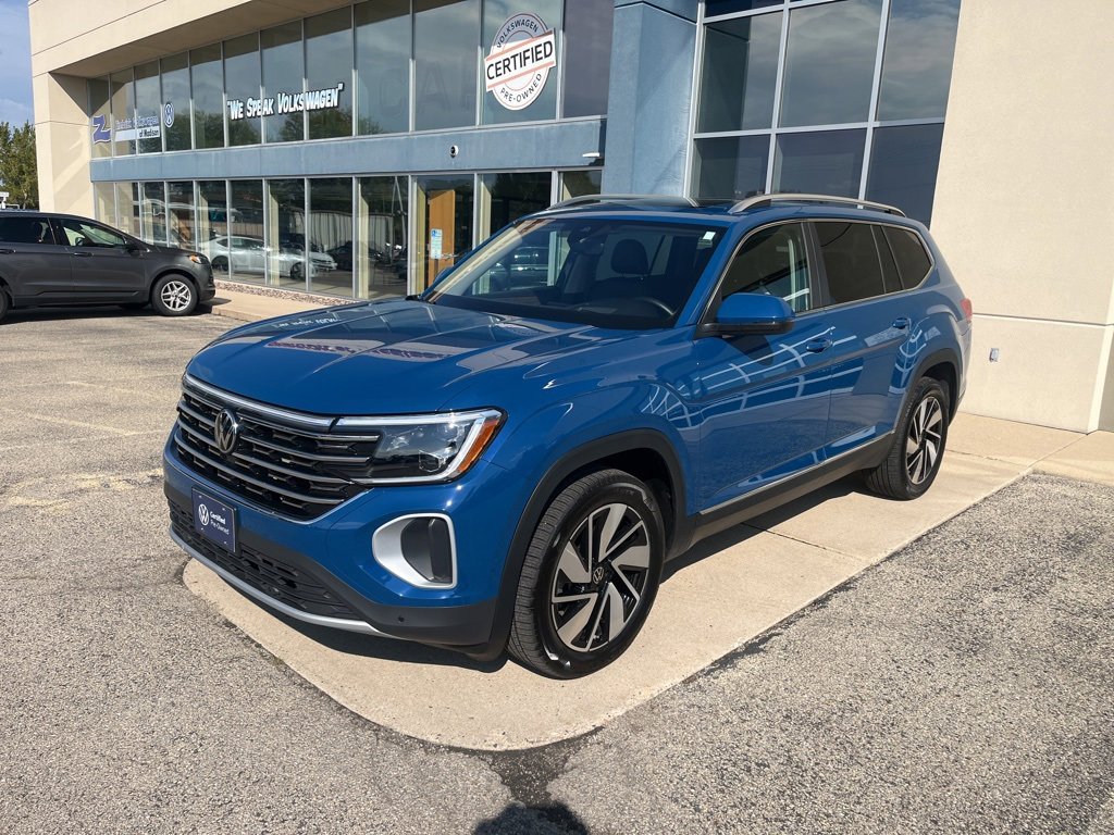 Certified 2025 Volkswagen Atlas SEL image 4