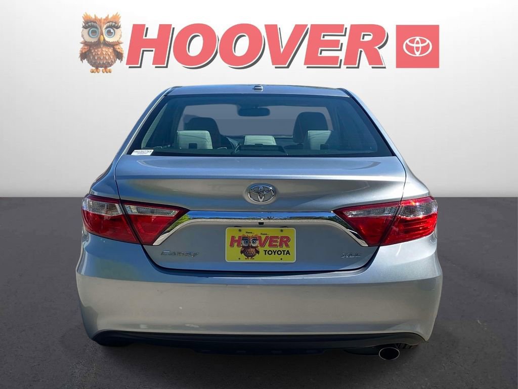 Used 2017 Toyota Camry XLE image 3