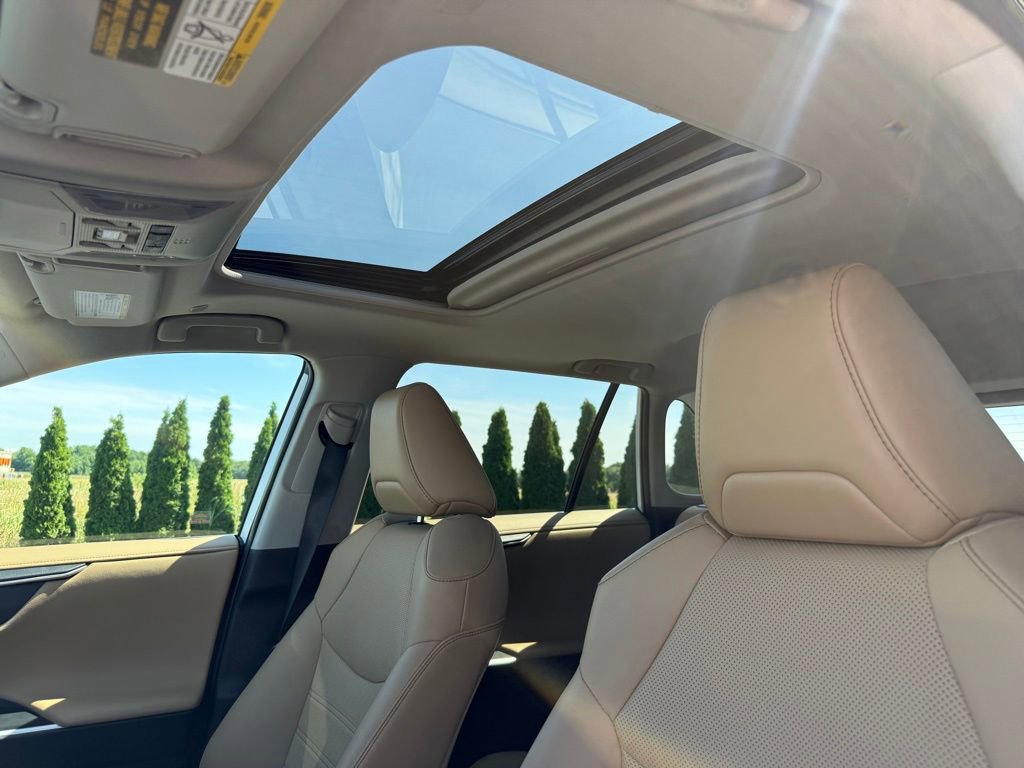 Certified 2024 Toyota RAV4 Limited FWD image 30