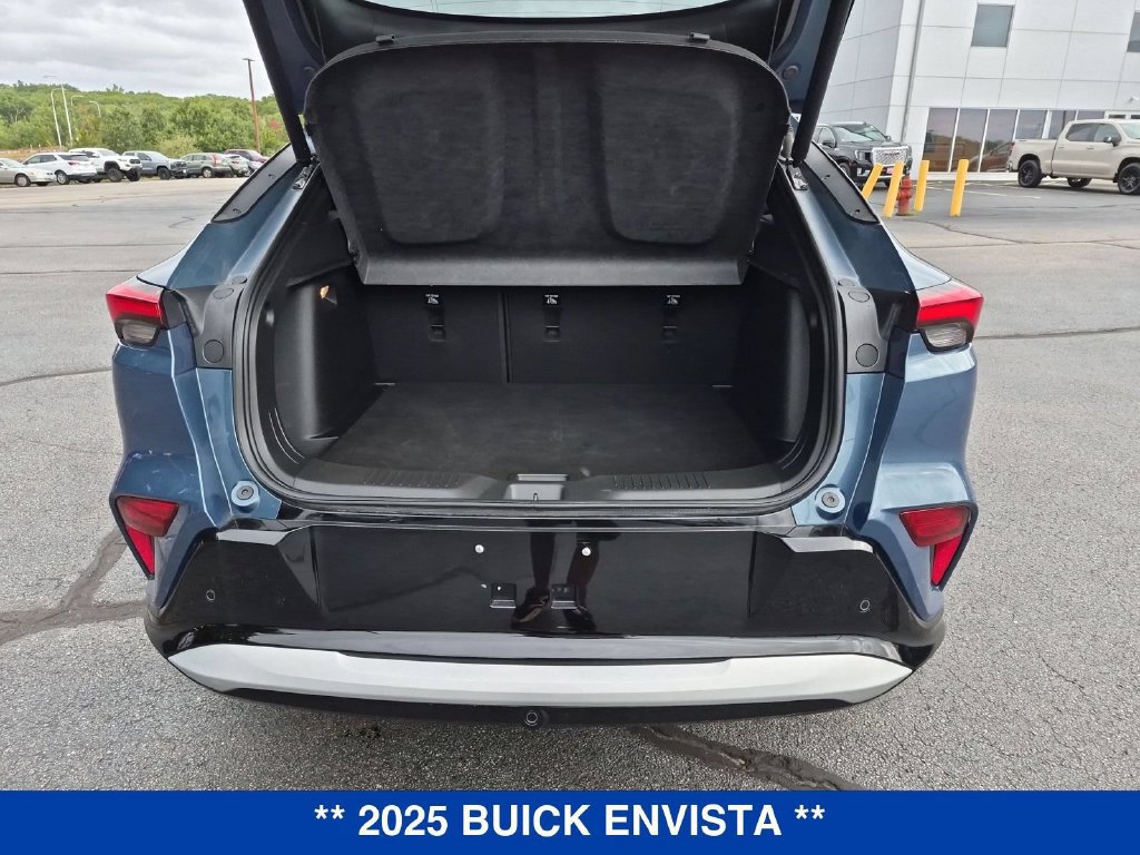 Used 2025 Buick Envista Sport Touring w/ Convenience I Package FWD image 28