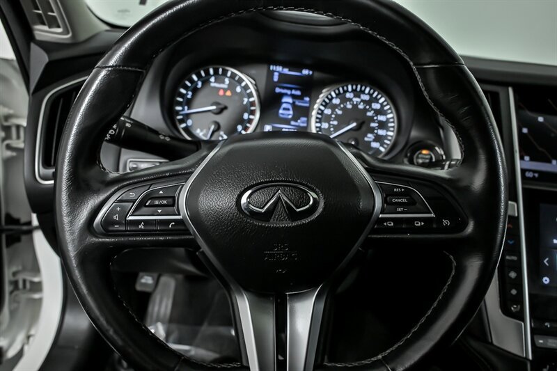 Used 2020 INFINITI Q50 Luxe w/ Essential Package (3.0T Luxe) AWD/4WD image 24