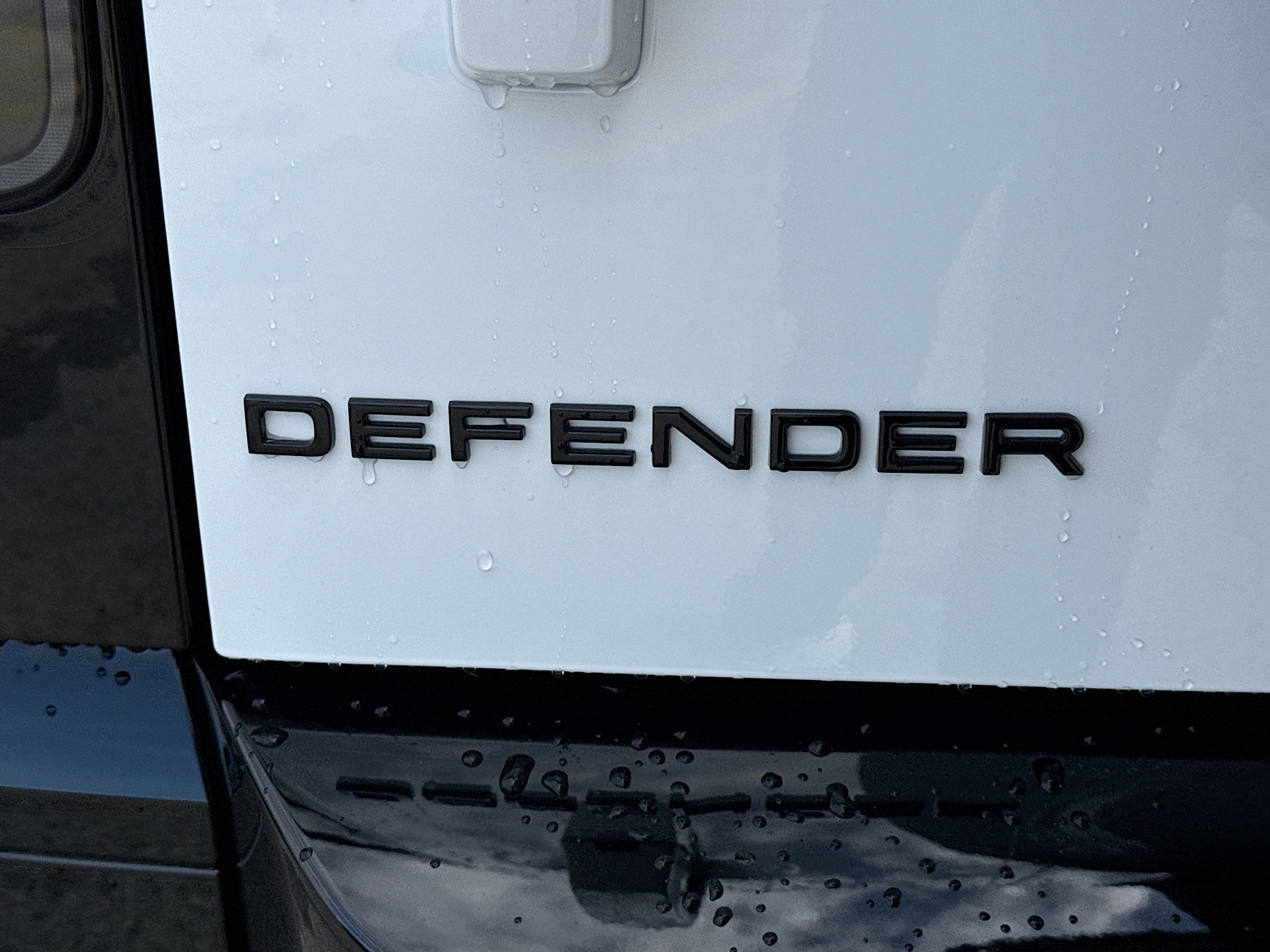 New 2026 Land Rover Defender 130 X-Dynamic SE AWD/4WD image 11
