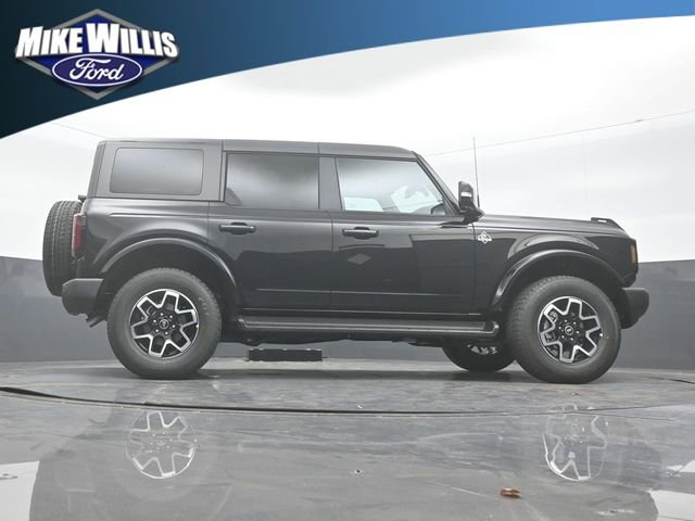 New 2025 Ford Bronco Outer Banks AWD/4WD image 32