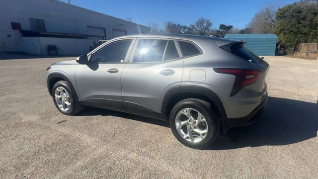 Certified 2025 Chevrolet Trax LS w/ LS Convenience Package image 6