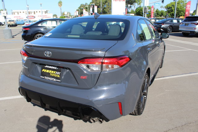 Certified 2024 Toyota Corolla SE w/ SE Premium Package FWD image 17