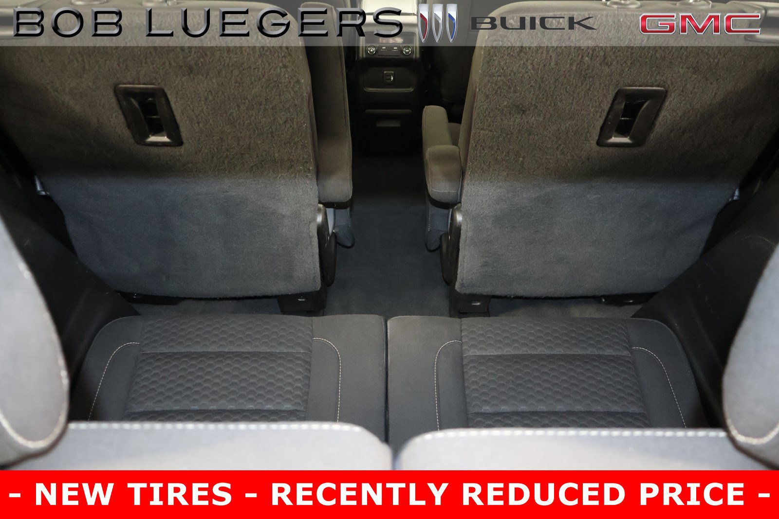 Used 2019 GMC Acadia SLE image 33