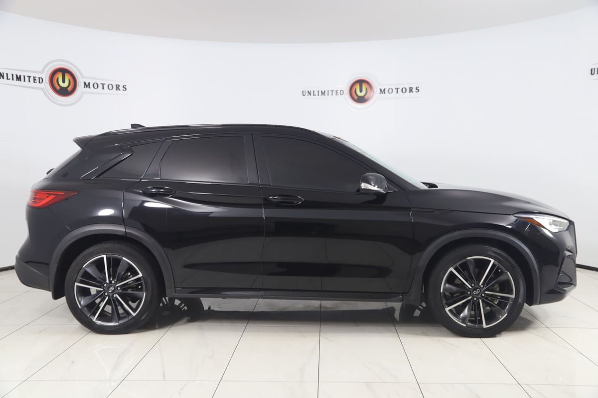 Used 2023 INFINITI QX50 Sport AWD/4WD image 2