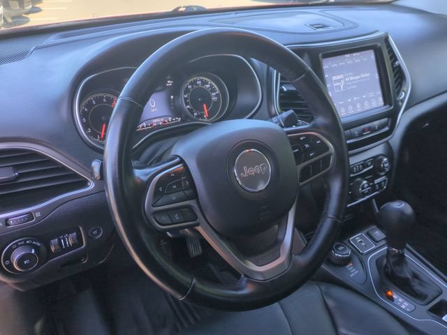 Used 2021 Jeep Cherokee Latitude Lux w/ Comfort/Convenience Group AWD/4WD image 31
