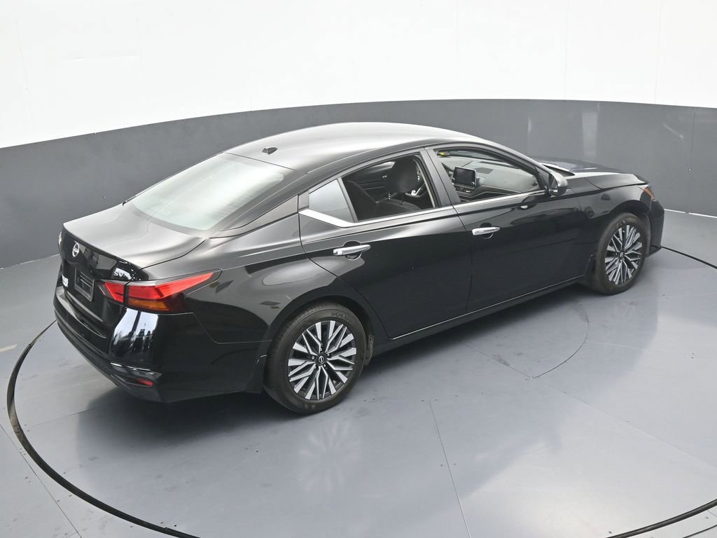 Used 2024 Nissan Altima 2.5 SV image 84