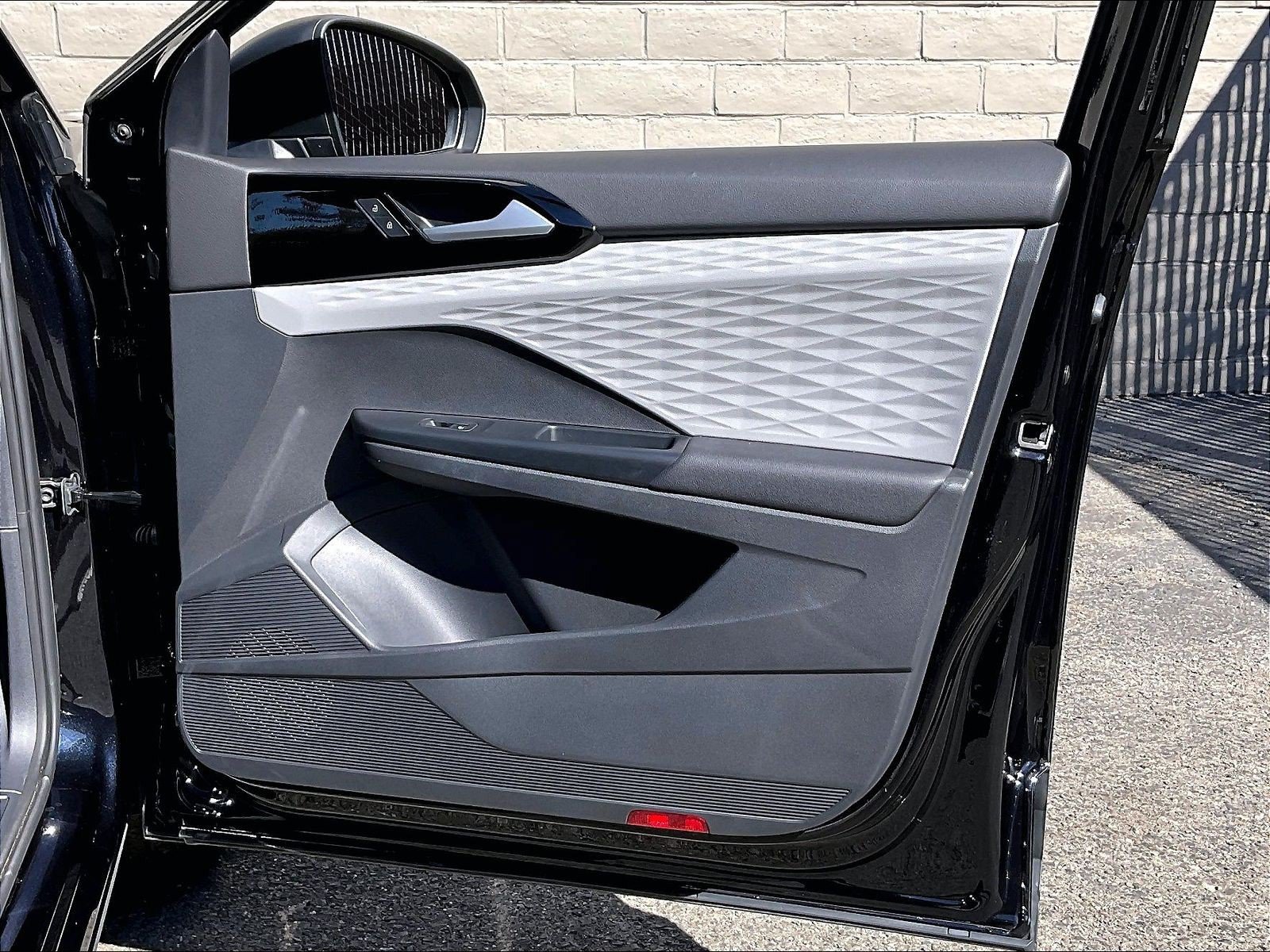 Certified 2023 Volkswagen Taos S FWD image 23