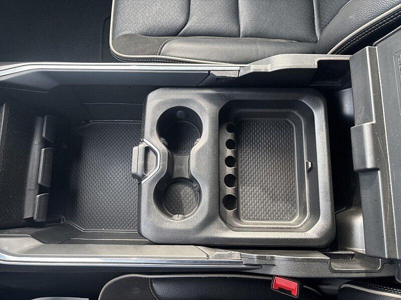 Used 2024 RAM 1500 Laramie AWD/4WD image 40
