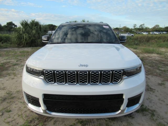 Used 2024 Jeep Grand Cherokee L Summit w/ Advanced Protech Group IV AWD/4WD image 2