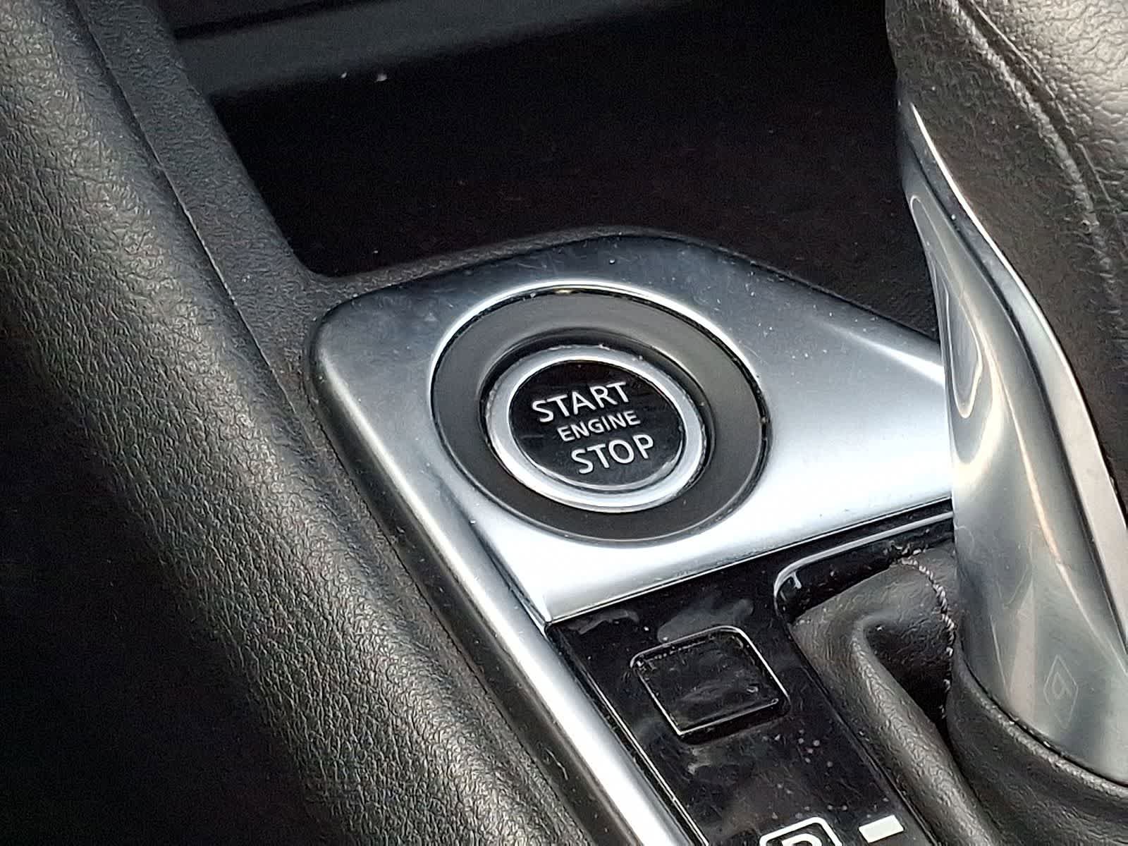 Used 2020 Nissan Sentra SV FWD image 22
