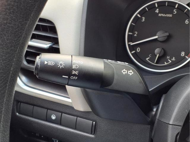 Certified 2023 Nissan Rogue SV image 26