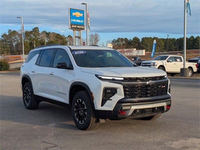 New 2026 Chevrolet Traverse Z71 w/ Enhanced Driving Package image 2