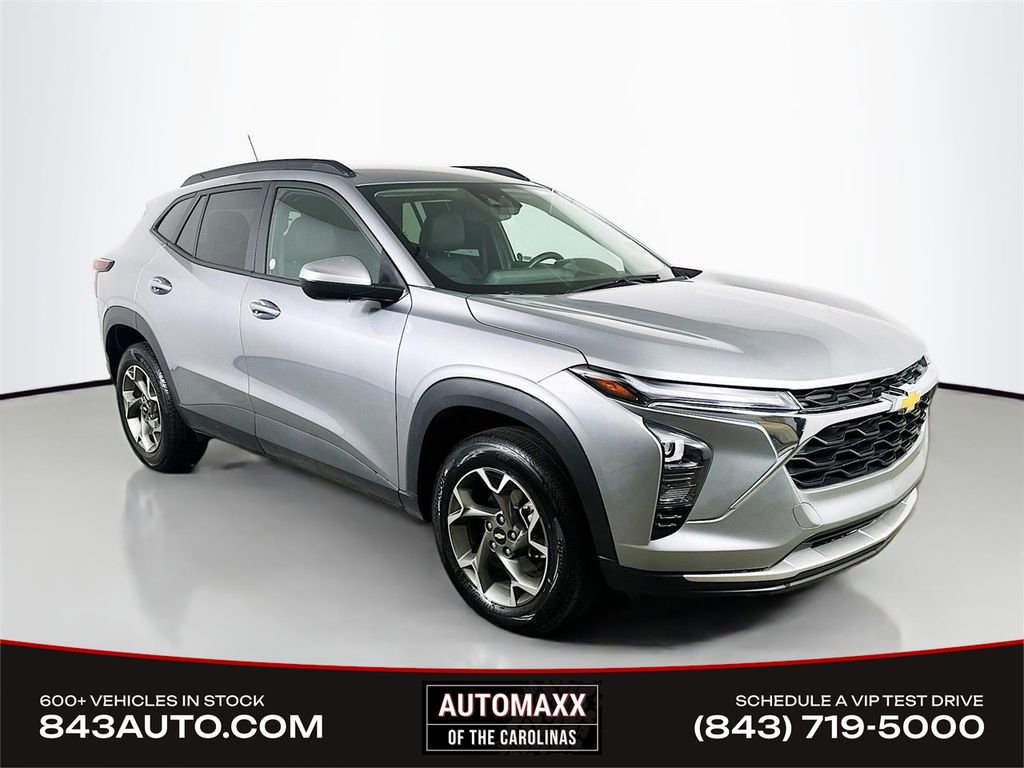 Used 2025 Chevrolet Trax LT w/ LT Convenience Package