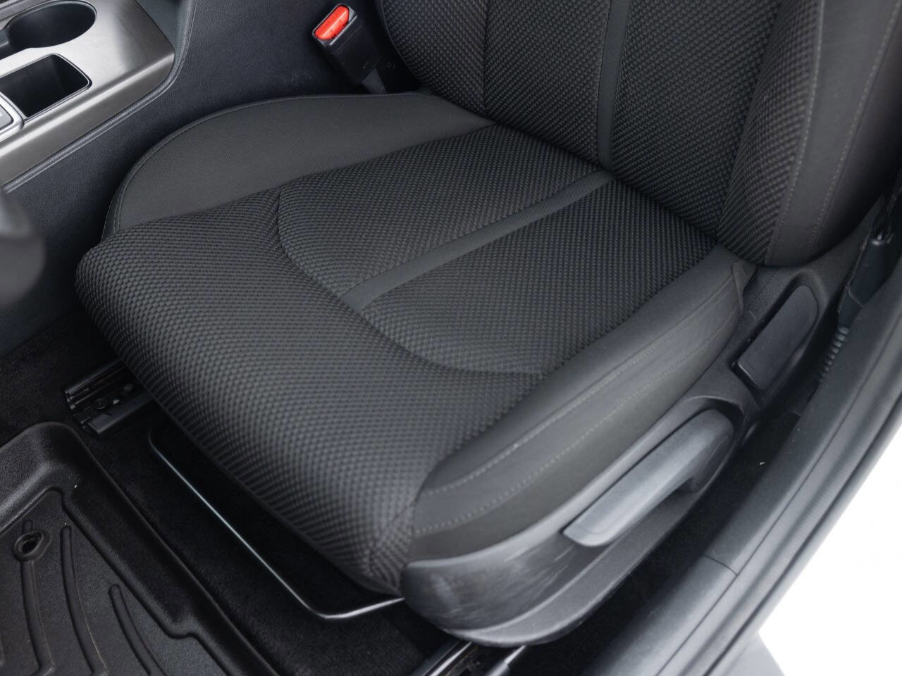 Used 2020 Kia Optima LX image 21